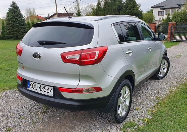 Kia Sportage cena 43700 przebieg: 173000, rok produkcji 2011 z Wolbrom małe 742